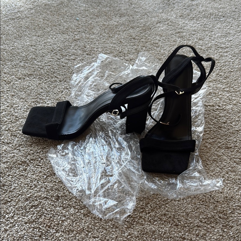 Elegant Black Strappy Heels